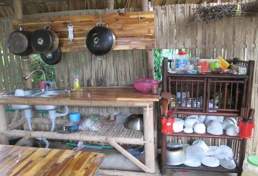 هاستل Dong Que Homestay