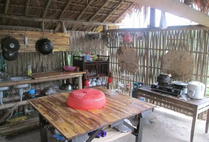 هاستل Dong Que Homestay