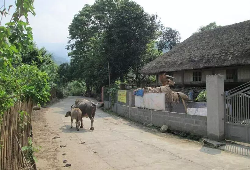 هاستل Dong Que Homestay