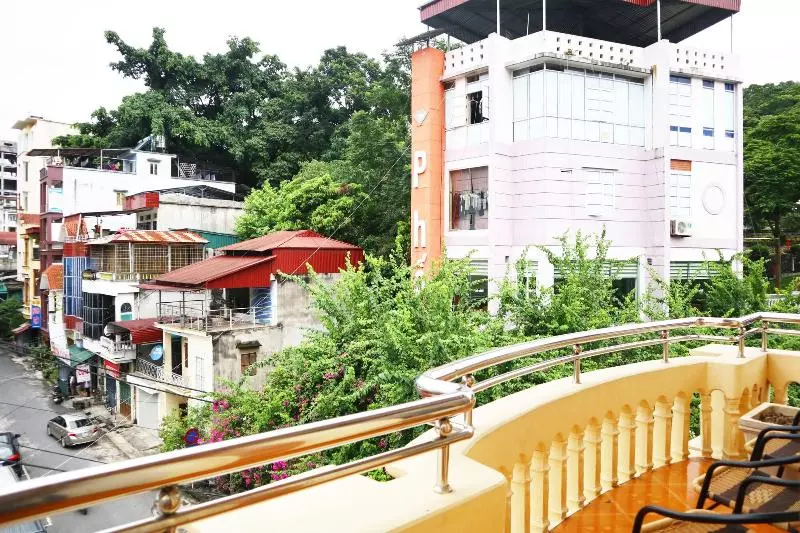 Ha Giang Donkey Hostel