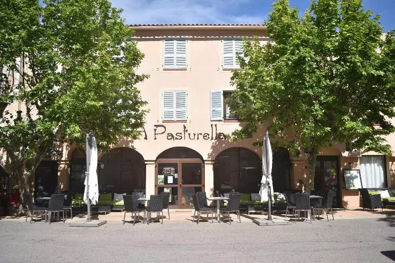 ホテル A Pasturella