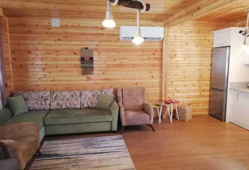 ホテル Abant Bahceli Kosk