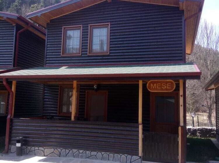 ホテル Abant Bahceli Kosk