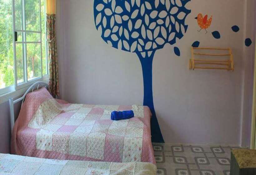 Hotel Baan Fahsai Resort