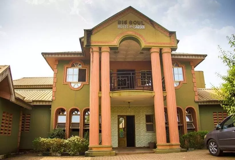 Big Soul Hotel & Garden