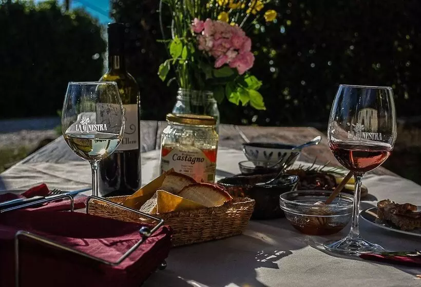 هتل Bio Agriturismo La Ginestra
