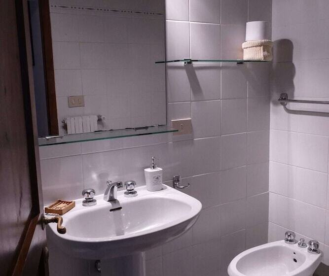 בית מלון כפרי Bio Agriturismo La Ginestra