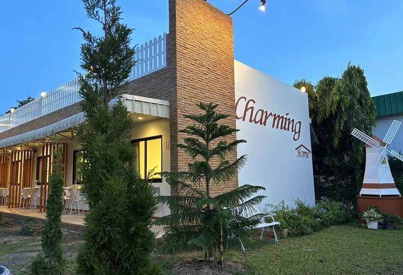 בית מלון כפרי Charming Home Resort