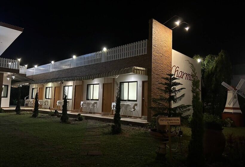 בית מלון כפרי Charming Home Resort