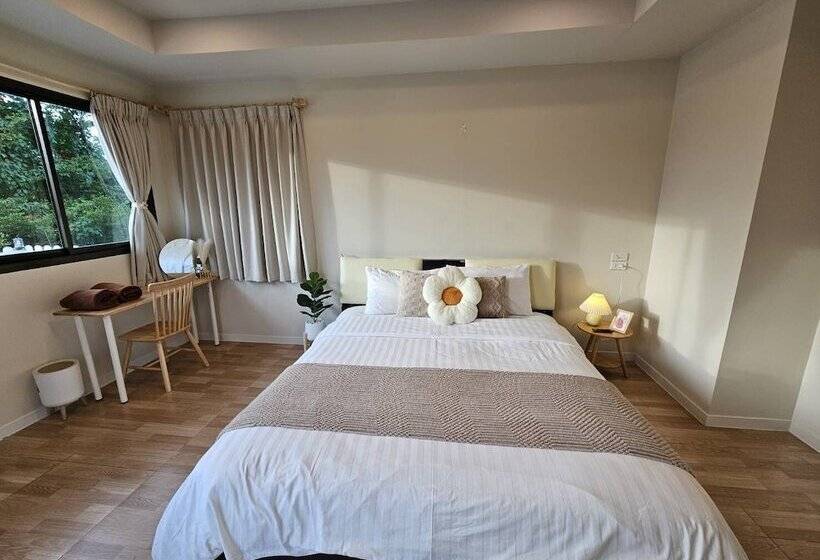 בית מלון כפרי Charming Home Resort