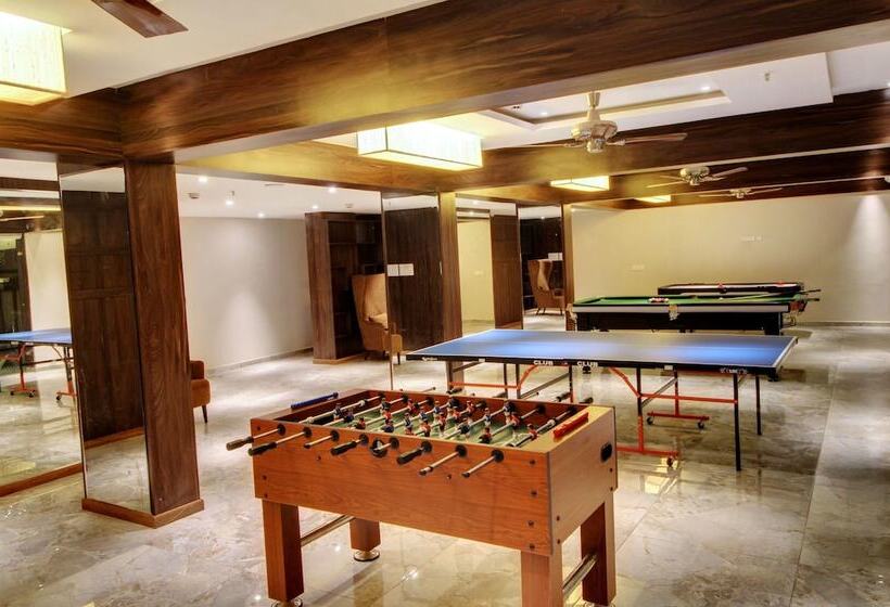 فندق De Grand Riviera