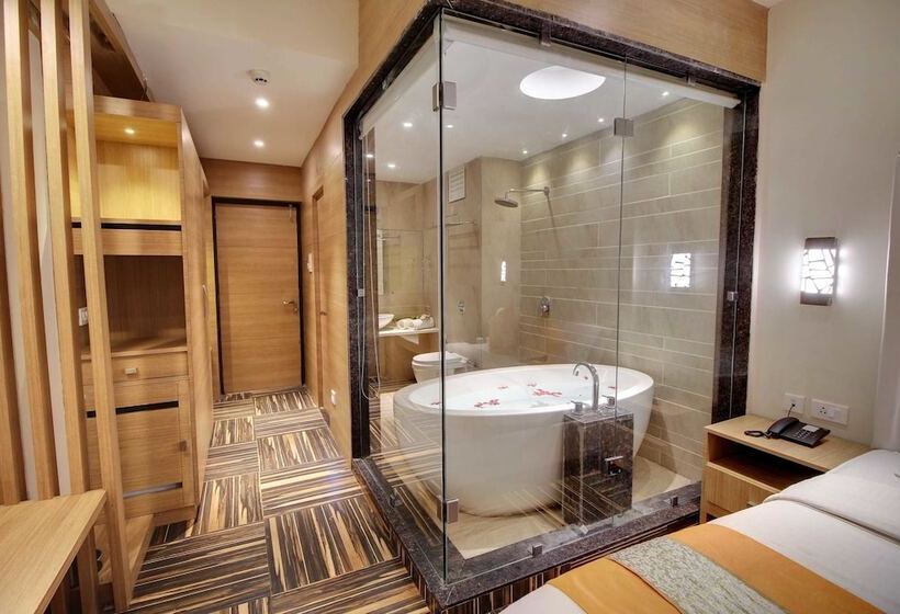 فندق De Grand Riviera