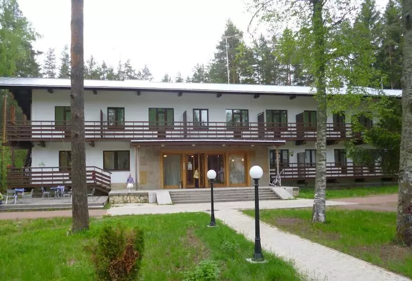 Hotelli Dom Tvorchestva Arkhitektor