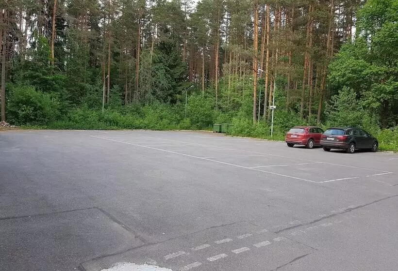 Hotelli Dom Tvorchestva Arkhitektor