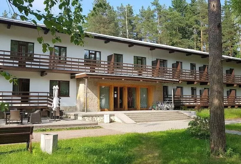 Hotelli Dom Tvorchestva Arkhitektor