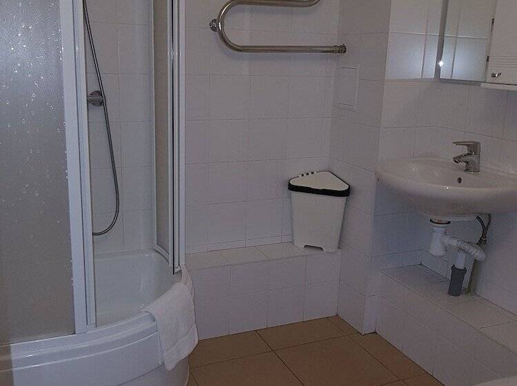 فندق Dom Tvorchestva Arkhitektor