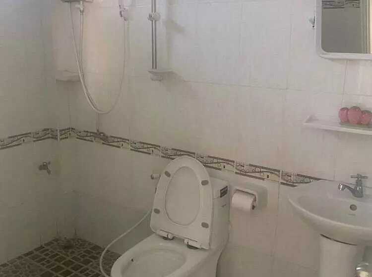 هتل Downhill Resort