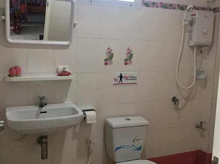 בית מלון כפרי Downhill Resort