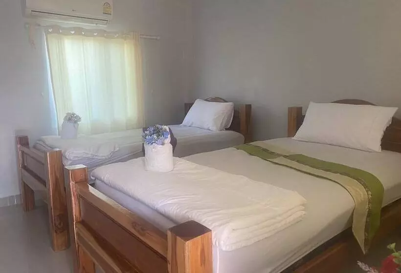 هتل Downhill Resort