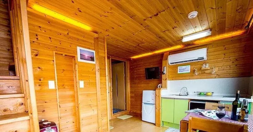 Hotelli Blue In Blue Pension