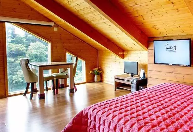 Hotelli Blue In Blue Pension