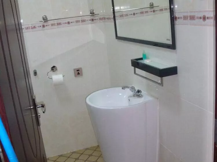 هتل Golden Zambezi Lodge