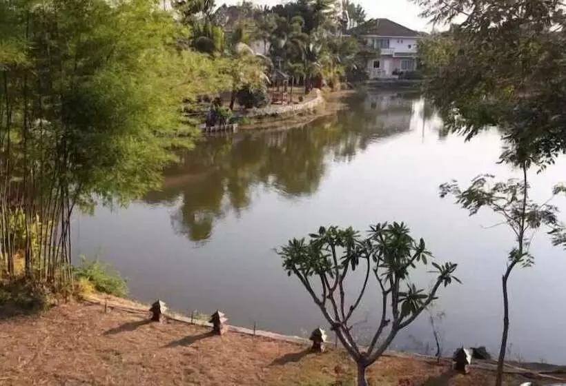 Hotelli Huan Mei Resort Villa Chiang Mai