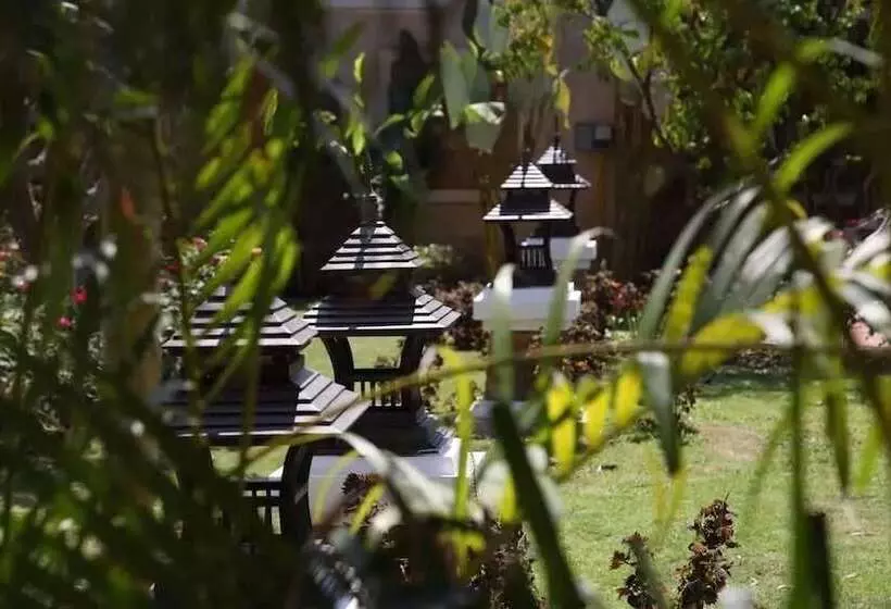 Hotelli Huan Mei Resort Villa Chiang Mai