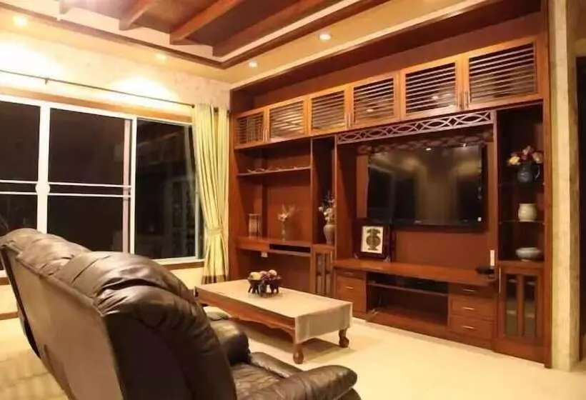 Hotelli Huan Mei Resort Villa Chiang Mai