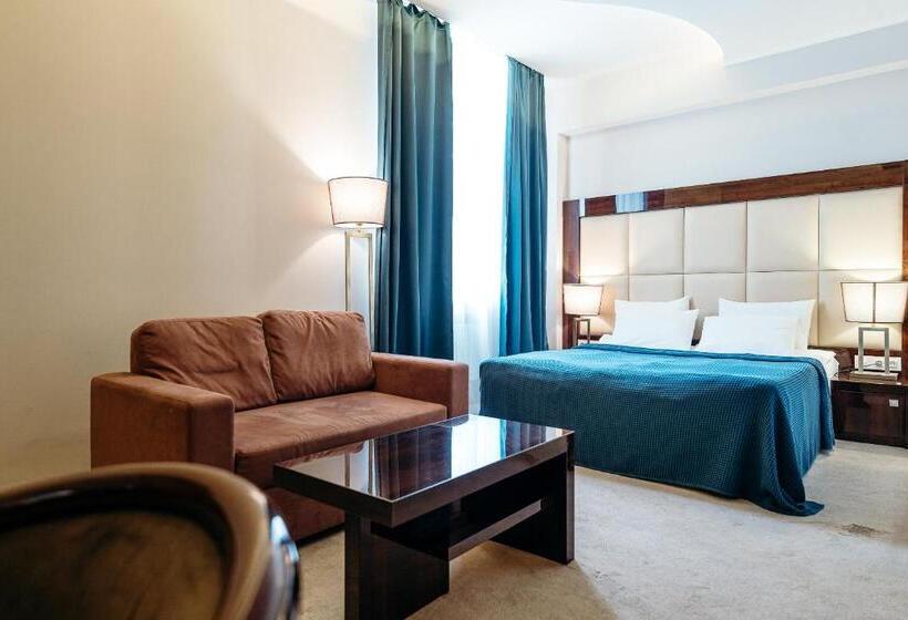 Hotel Jermuk Ashkhar Sanatorium