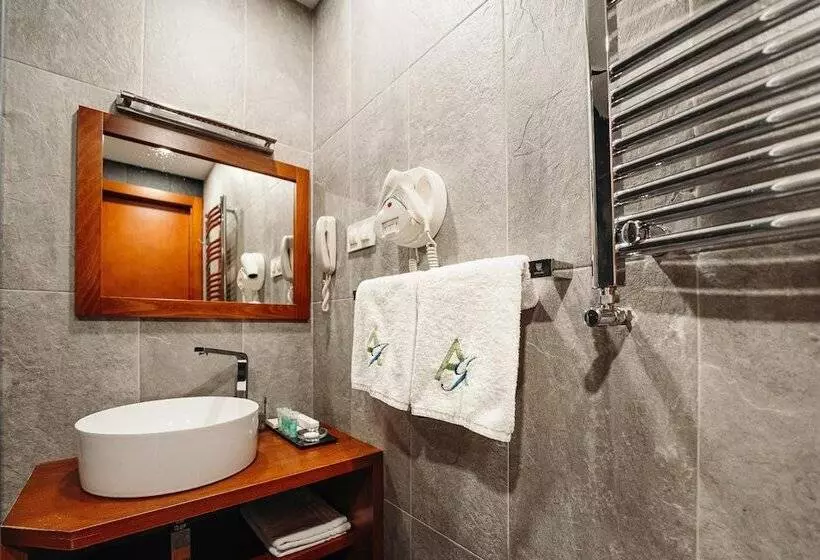 Hotelli Jermuk Ashkhar Sanatorium