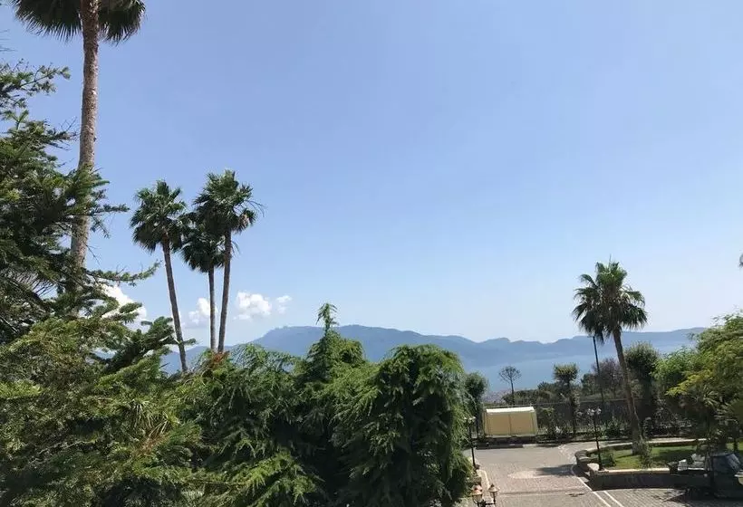 Hotelli Parco Vesevus