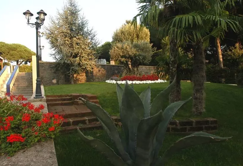 Hotelli Parco Vesevus