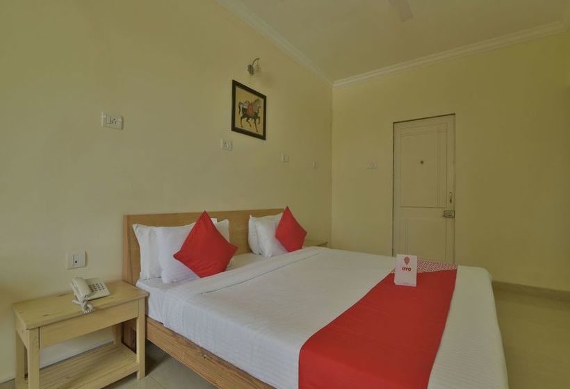 فندق Pramila Court