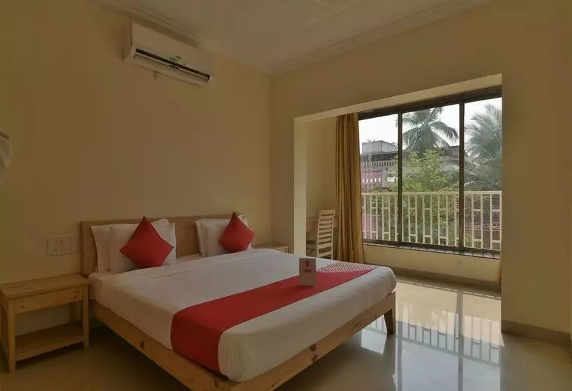 ホテル Pramila Court