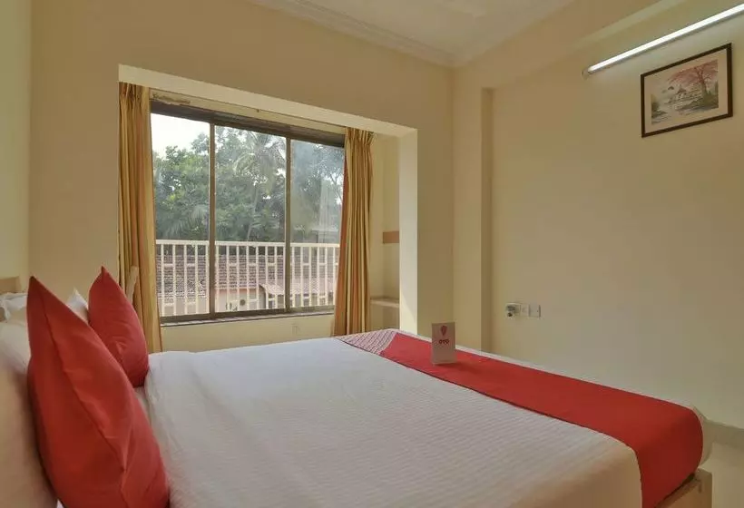 ホテル Pramila Court