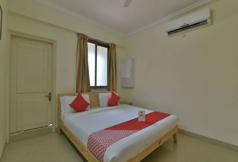 فندق Pramila Court