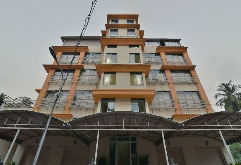 فندق Pramila Court