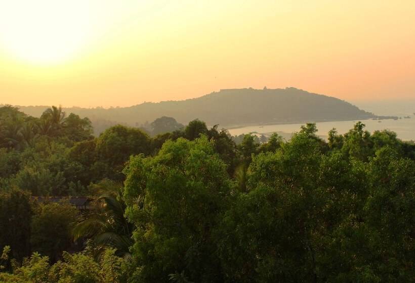 Отель Raposo Resorts