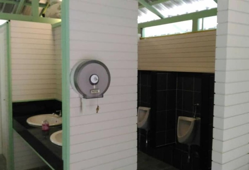 בית מלון כפרי The Triple M Mountain Resort