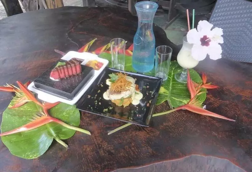 ホテル Vanuatu Secret Garden Resort