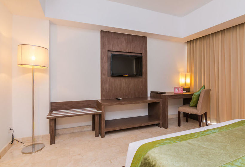 فندق Zen Rooms Raya Kuta 3