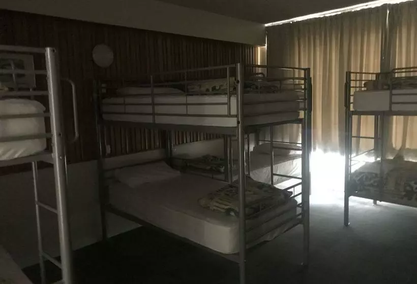 モーテル Snowy Mountains Motor Inn