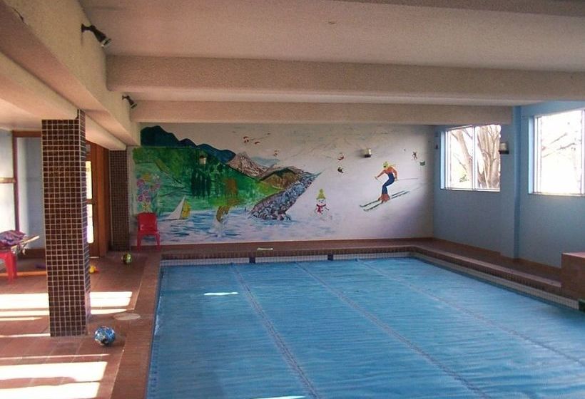 모텔 Snowy Mountains Motor Inn