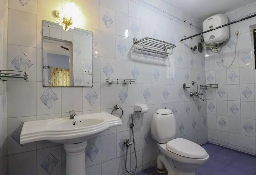 Oyo 10401 Home 4bhk Villa Assagaon