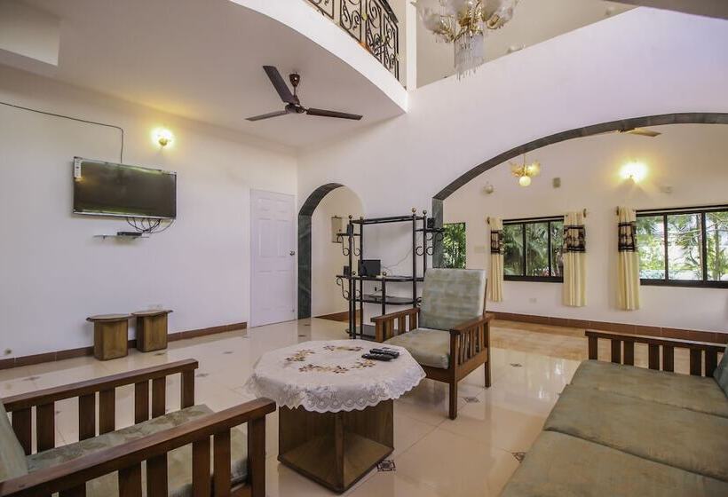 Oyo 10401 Home 4bhk Villa Assagaon