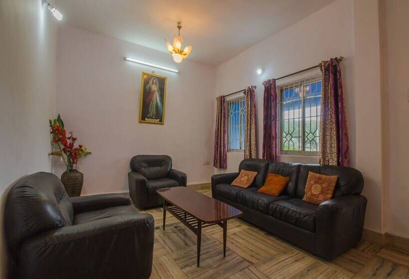 Oyo 16923 Home Graceful Studio