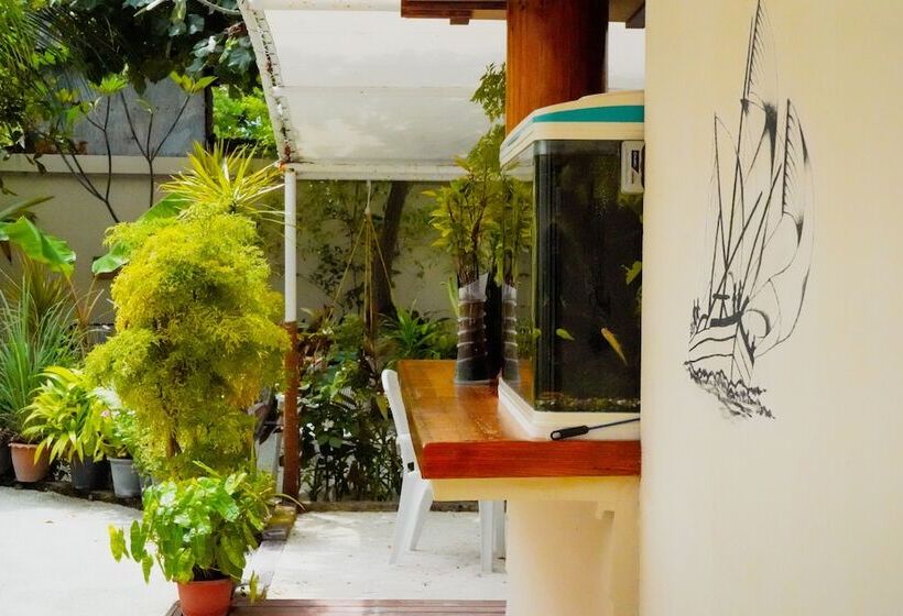 پانسیون Banyan Villa Maldives Dhangethi