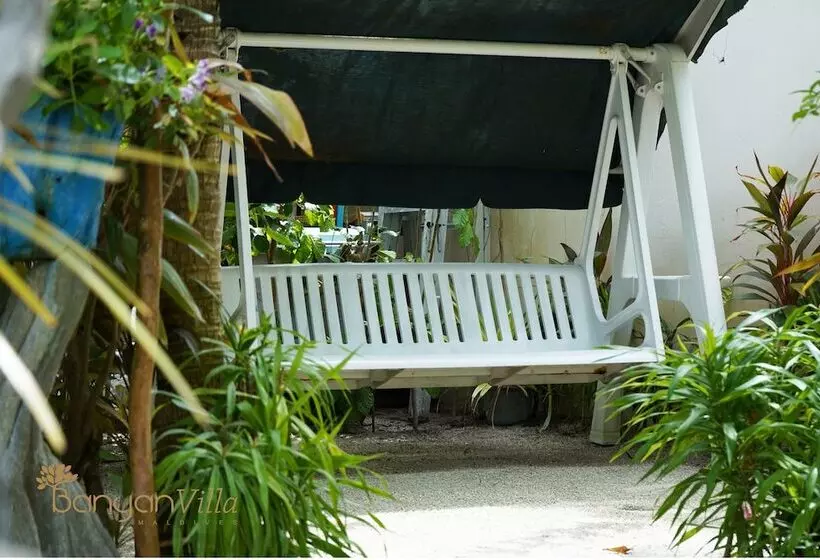 پانسیون Banyan Villa Maldives Dhangethi