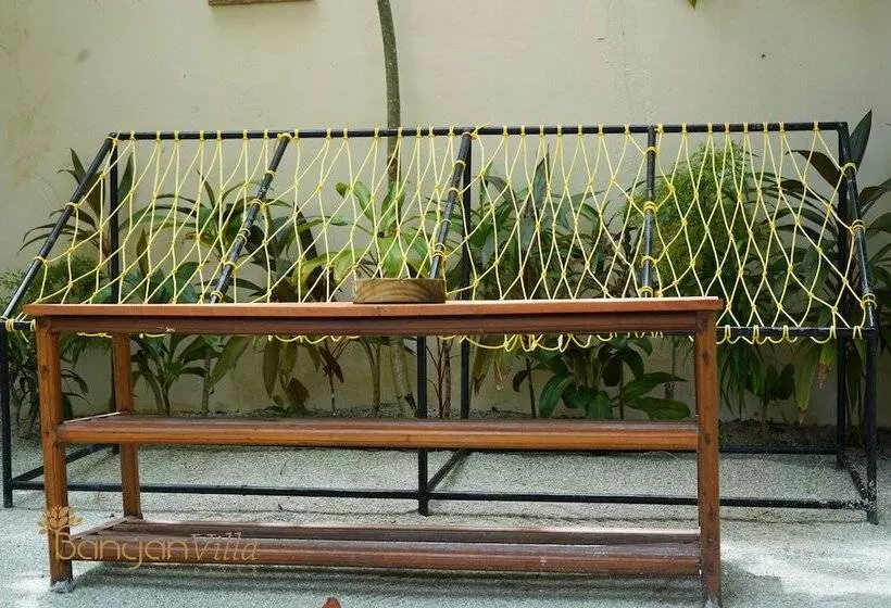 پانسیون Banyan Villa Maldives Dhangethi